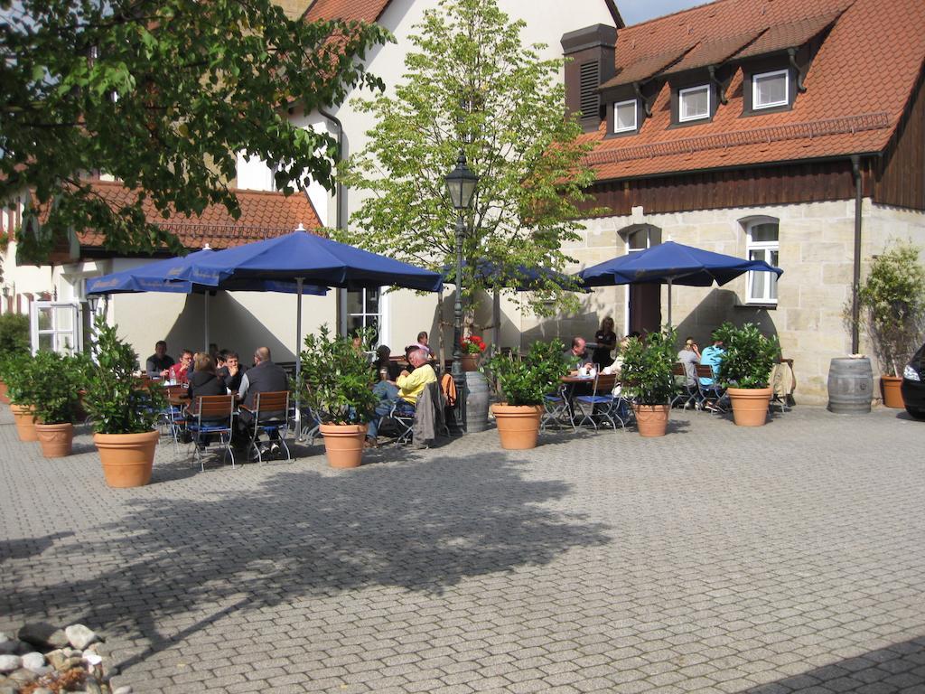 Landgasthof Und Hotel Weisser Lowe Eckental Exterior foto